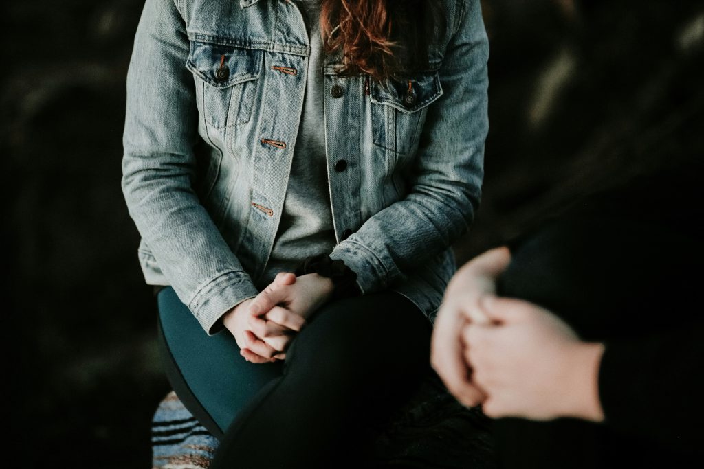 Ruby Psychotherapist based in West London 倫敦心理治療 廣東話、普通話及英語輔導